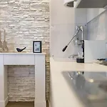 Elegant Castle Nook