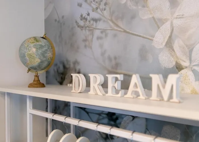 Elegant Castle Nook Daire *