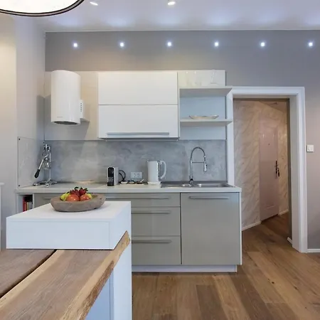 Apartman Elegant Castle Nook