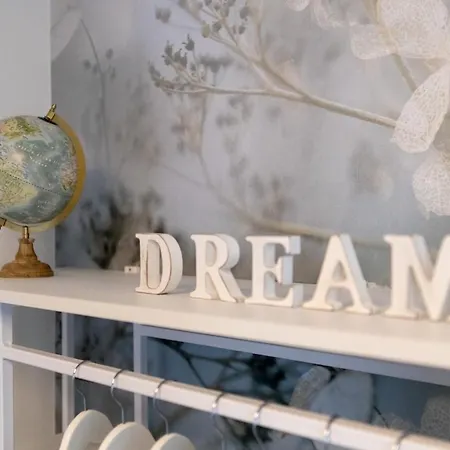 Elegant Castle Nook Apartman *